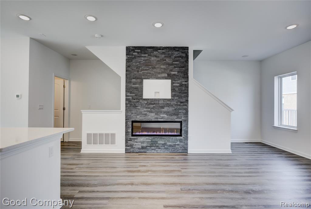 4849 Ludlow Lane, Troy, MI 48085 — Photo 4