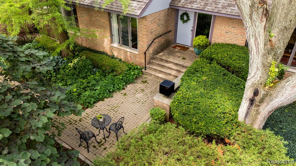 47594 Norton Court, Plymouth, MI 48170 — Photo 15