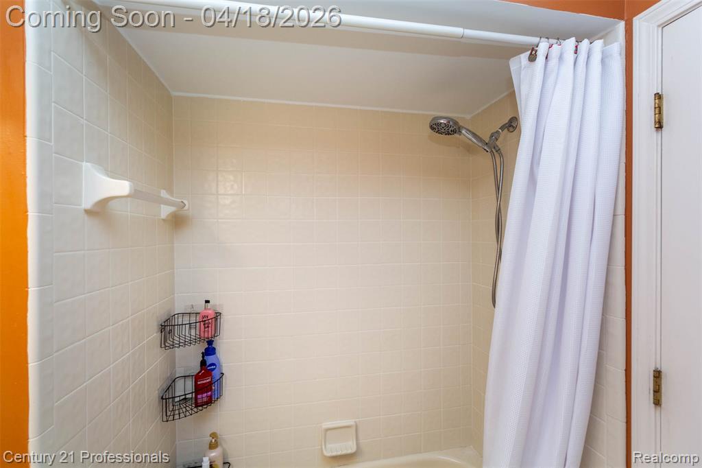 1256 Autumn Drive, Troy, MI 48098 — Photo 28