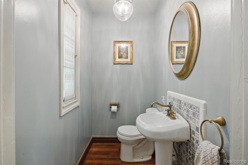 39 E ELM Avenue, Monroe, MI 48162 — Photo 23