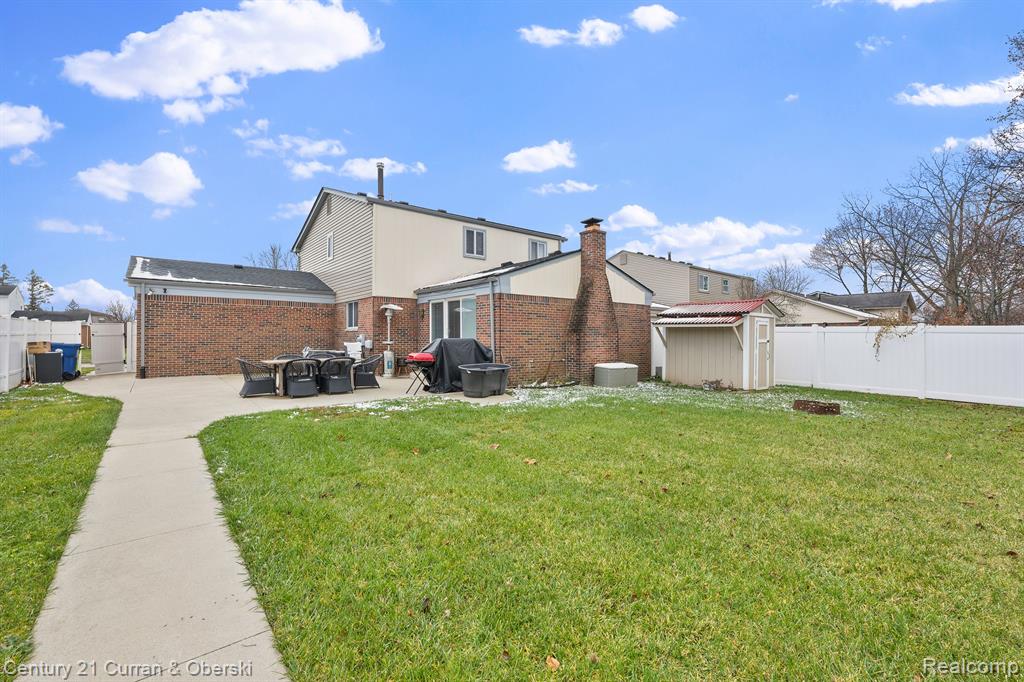 42456 CASTLE, Canton, MI 48188 — Photo 32