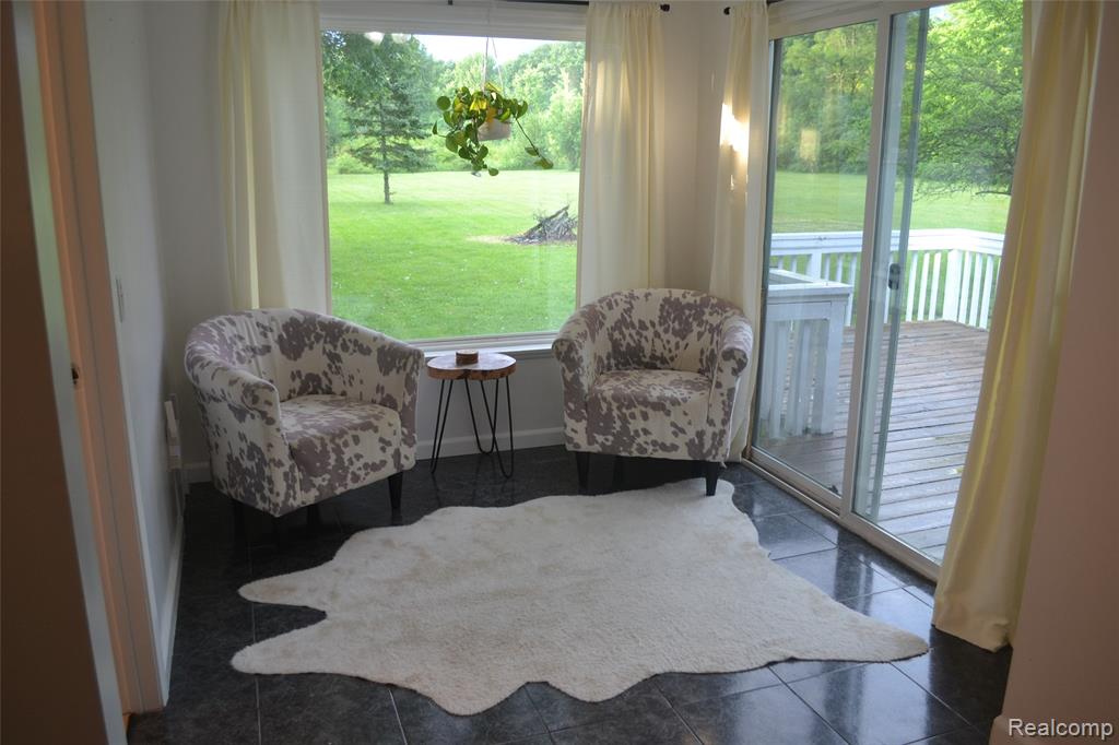 5244 Oleksyn Road, Flint, MI 48504 — Photo 13