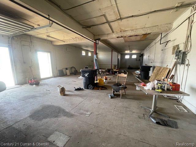 8715 HARPER Avenue, Detroit, MI 48213 — Photo 12