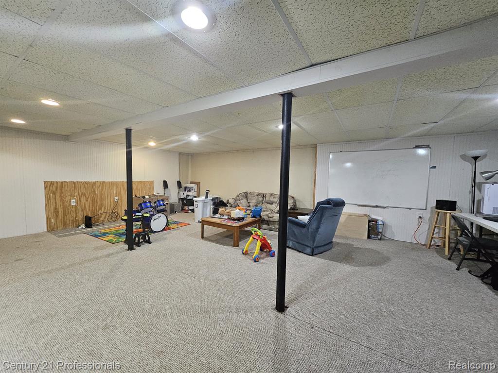 4996 Foxcroft Drive, Troy, MI 48085 — Photo 18