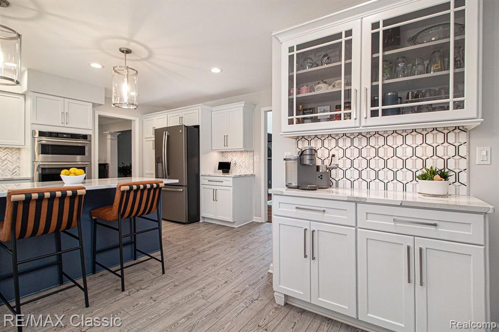 5867 HATHAWAY Road, Canton, MI 48187 — Photo 19