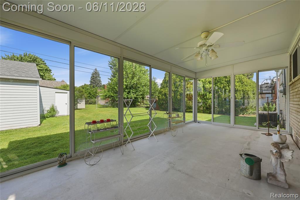 29609 Mark Avenue, Madison Heights, MI 48071 — Photo 4