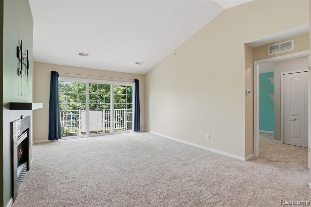 320 N Wixom Road, 30, Wixom, MI 48393 — Photo 9