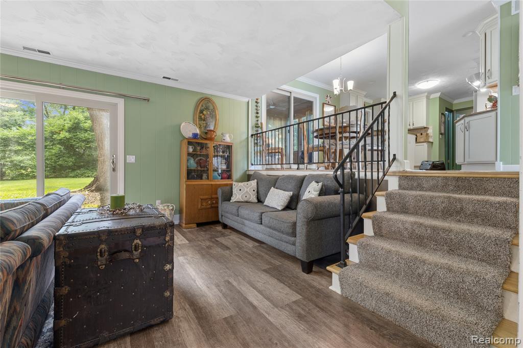 6180 Meyer Avenue, Brighton, MI 48116 — Photo 13