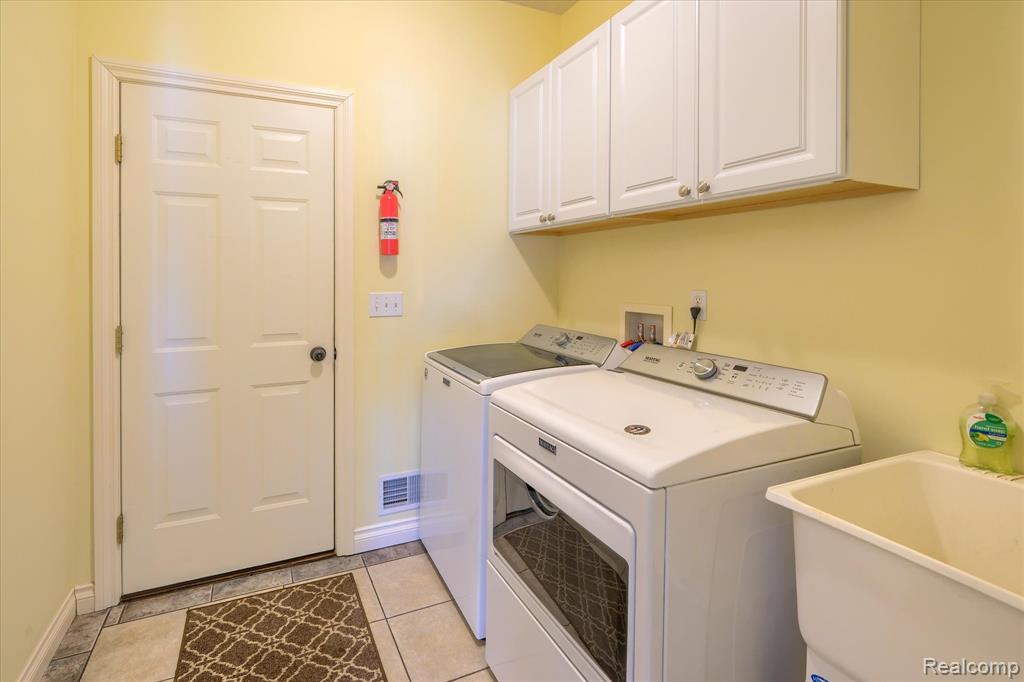 2474 Lonesome Dove Trail, Lapeer, MI 48446 — Photo 34