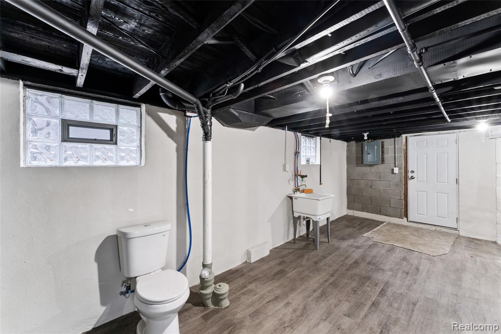 5524 Seebaldt Street, Detroit, MI 48204 — Photo 42
