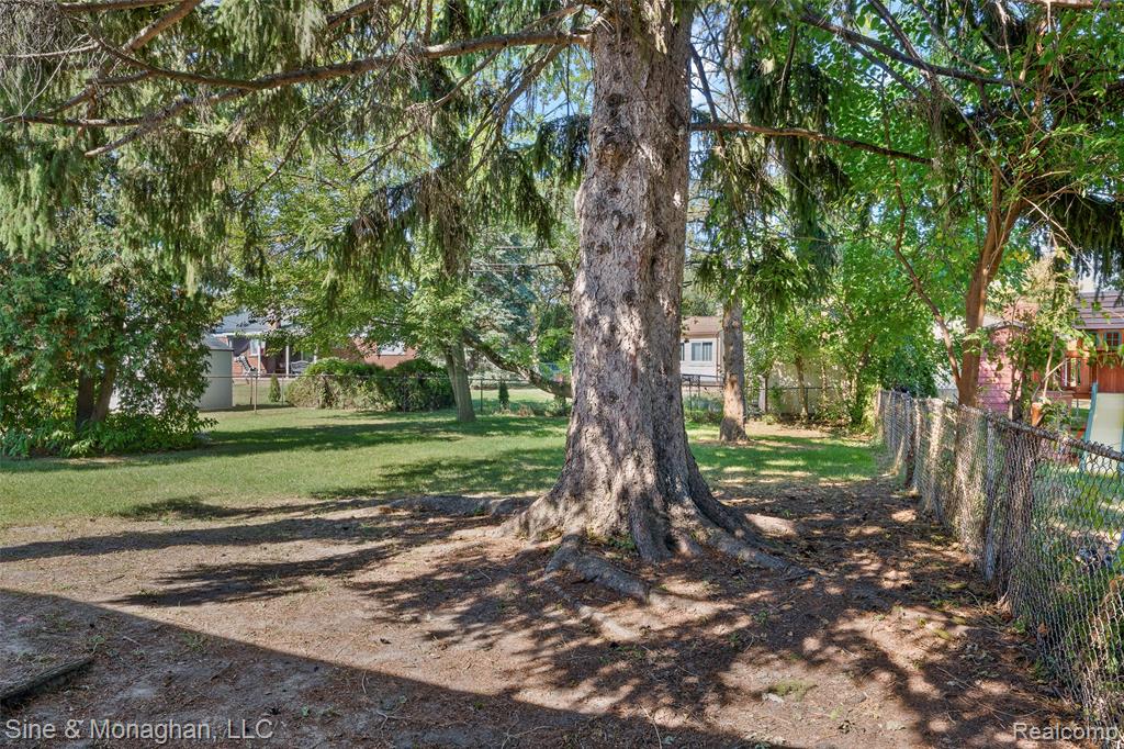 4079 Sudbury Drive, Warren, MI 48092 — Photo 18