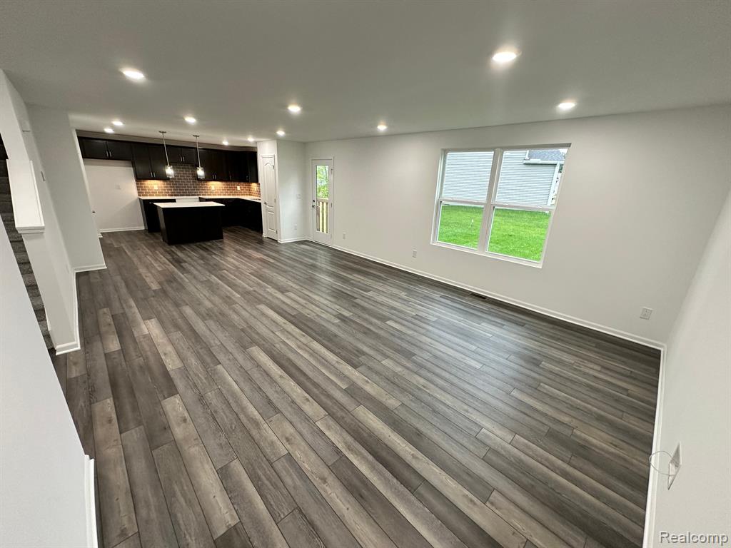 9153 DOGWOOD Lane, Dexter, MI 48130 — Photo 5