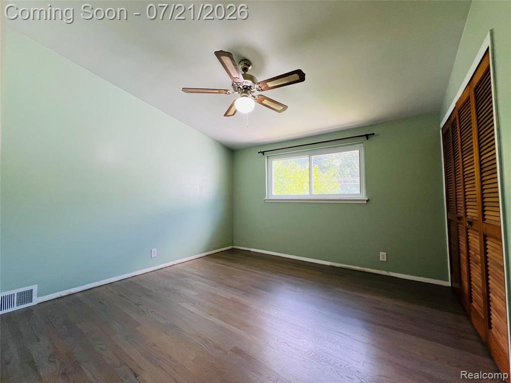 747 JAMAICA Drive, Troy, MI 48083 — Photo 16