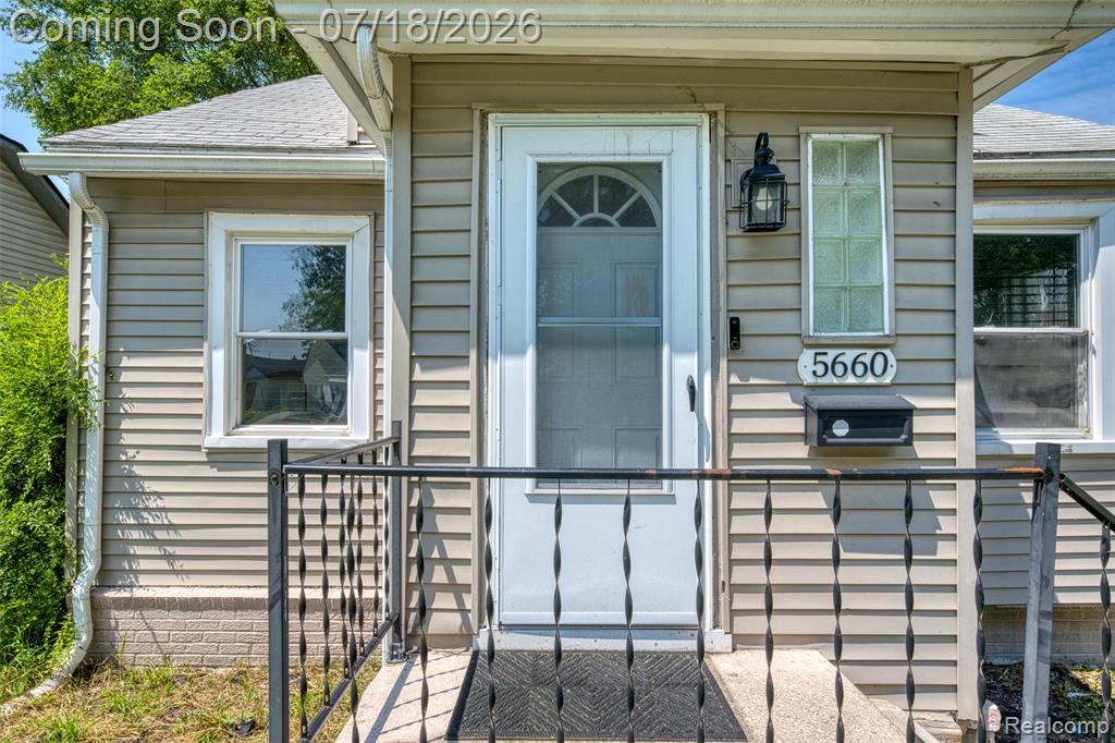 5660 Kingston Street, Dearborn Heights, MI 48125 — Photo 8