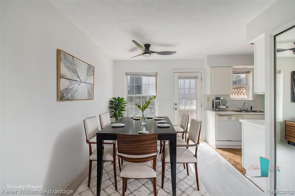 6204 Beechfield Drive, Lansing, MI 48911 — Photo 5