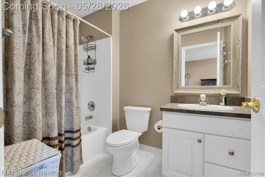 47071 Northumberland Street, Novi, MI — Photo 35