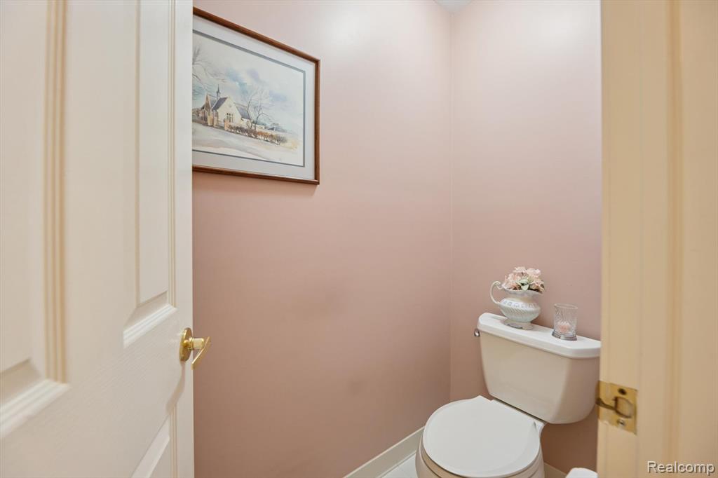 39435 Village Run Drive, Northville, MI 48168 — Photo 30