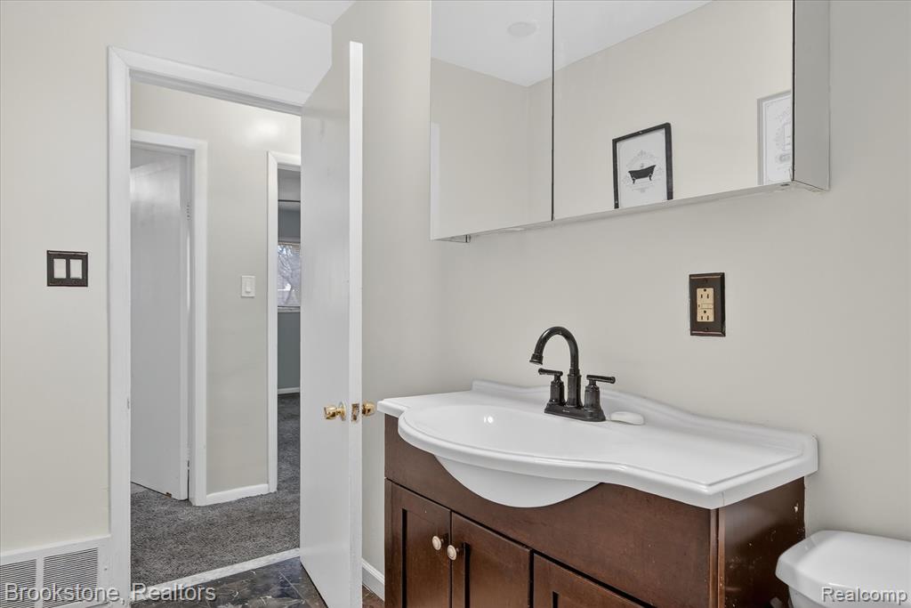 2555 W Boston Boulevard, Detroit, MI 48206 — Photo 20