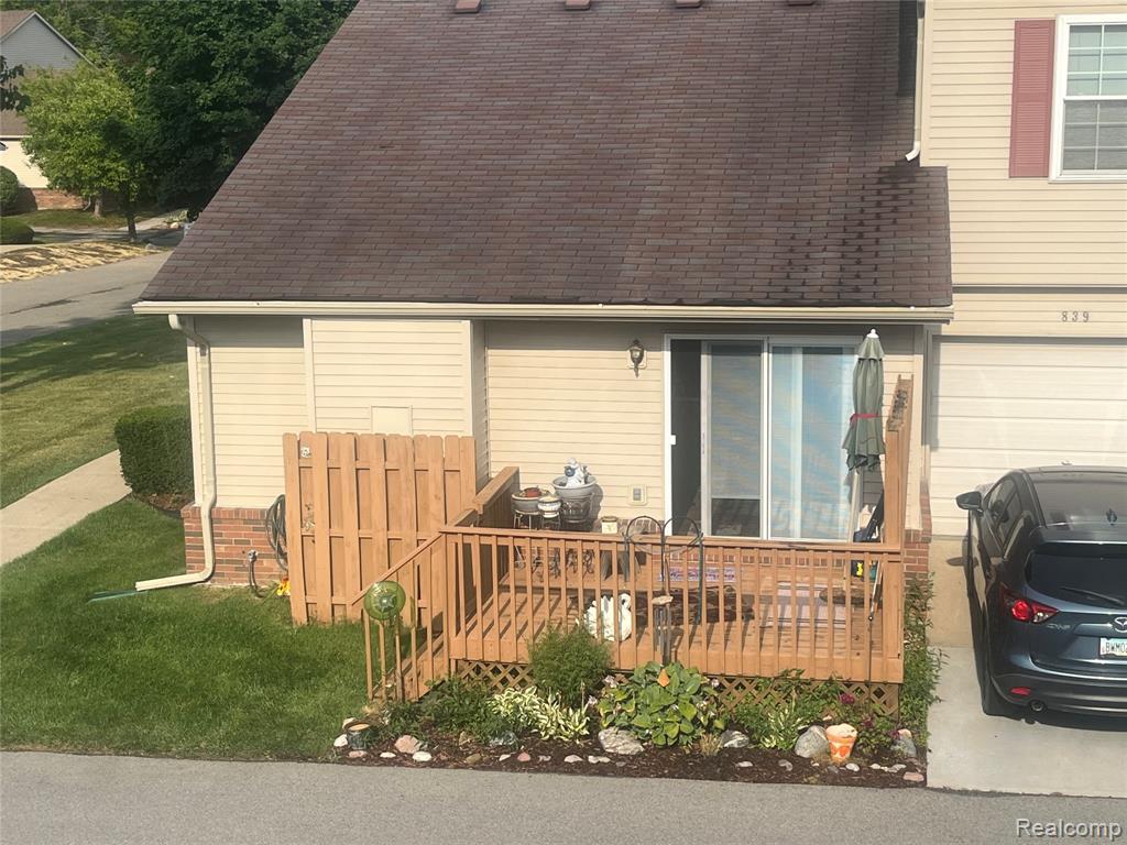 839 Oakwood Drive, Howell, MI 48843 — Photo 3