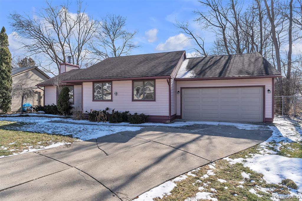 15 Lana Court, 7, Mount Clemens, MI 48043 — Photo 4
