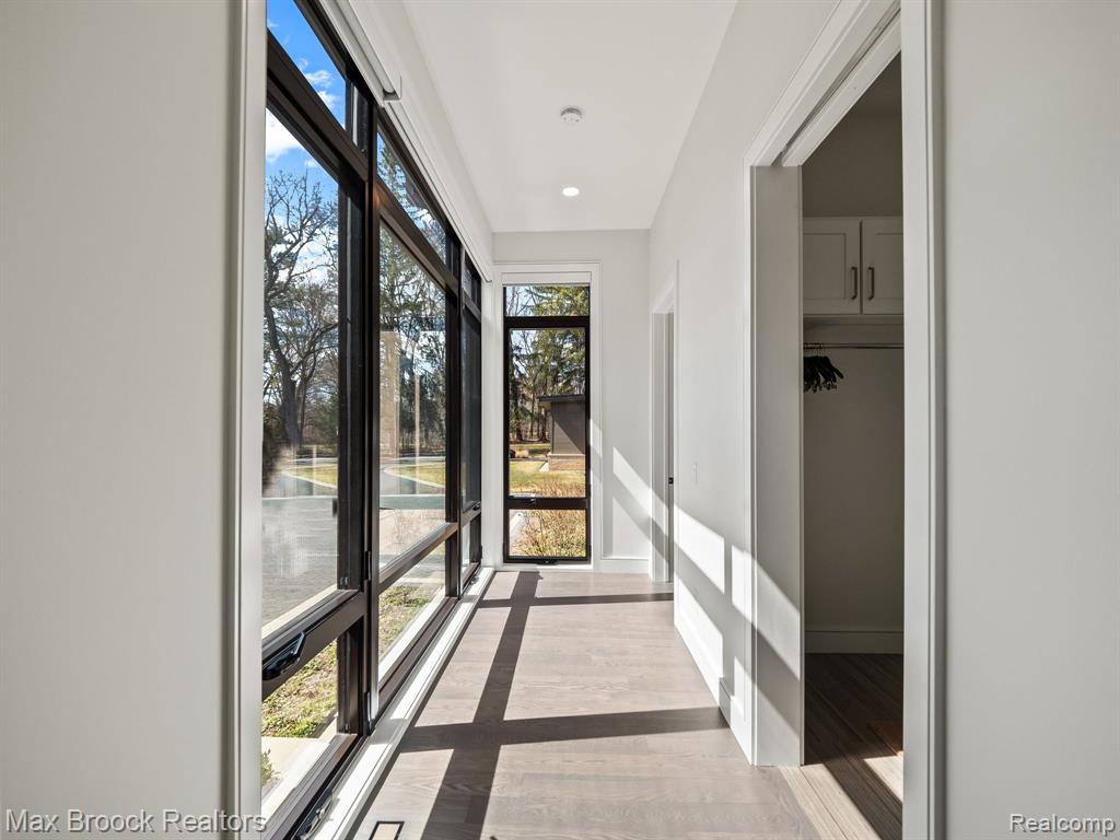 4890 Charing Cross Road, Bloomfield Hills, MI 48304 — Photo 26