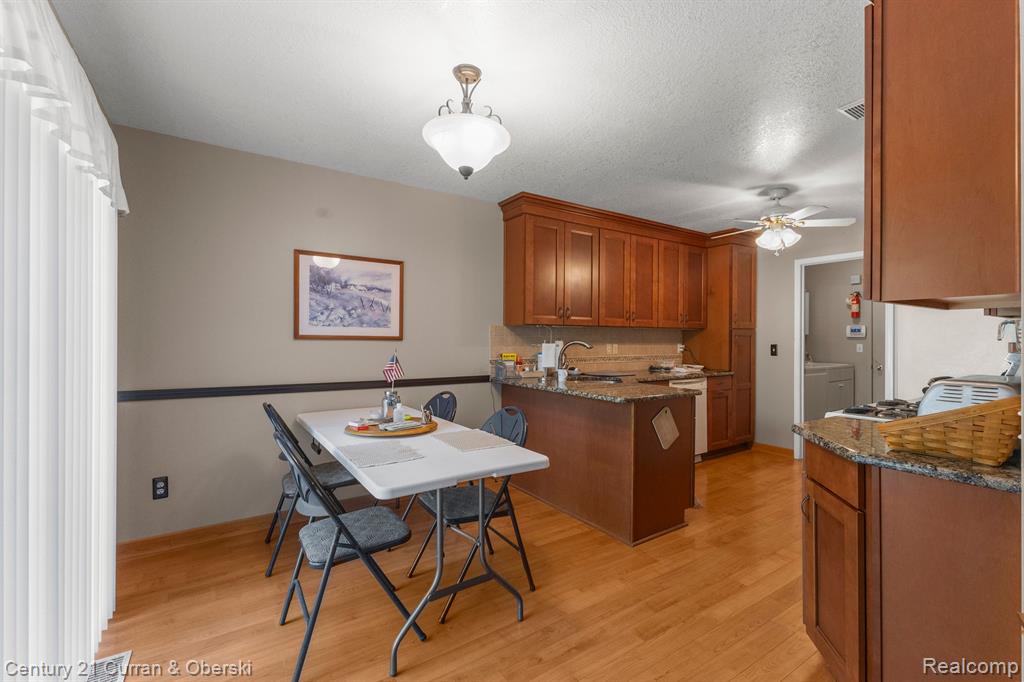 6541 DEERHURST Drive, Westland, MI — Photo 10