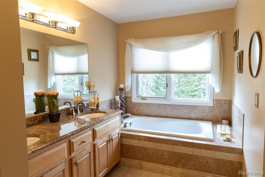 1408 Tulberry Circle, Rochester, MI 48306 — Photo 28