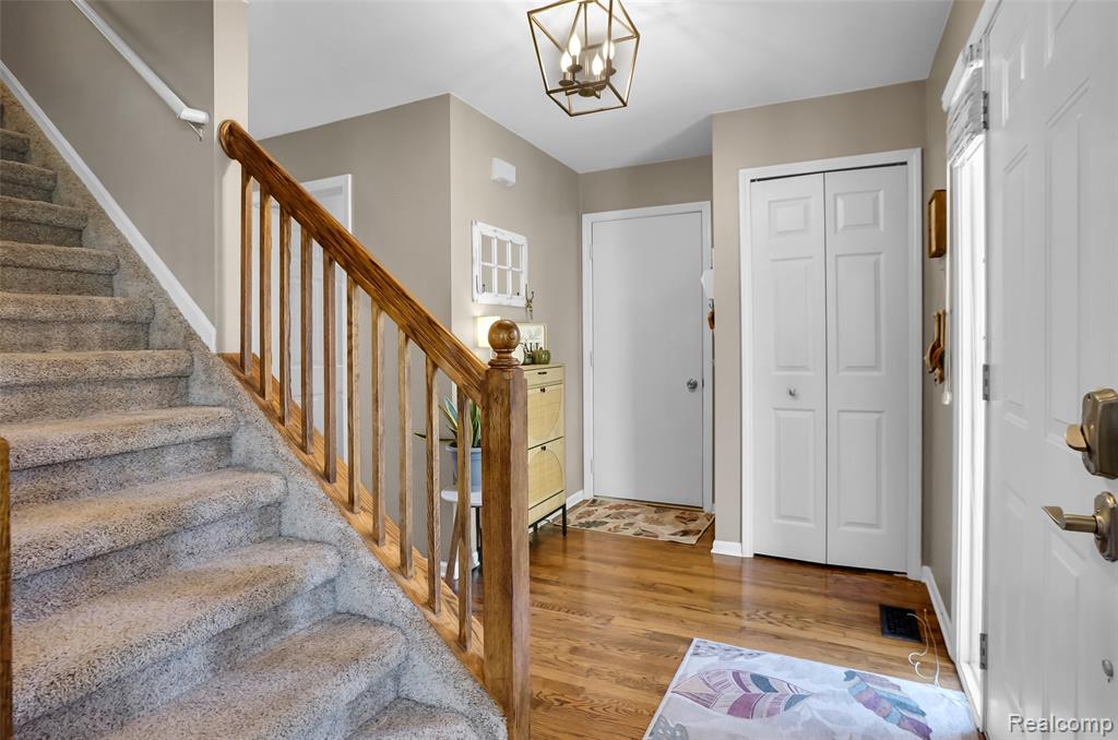 942 Westbrooke Drive, South Lyon, MI 48178 — Photo 6