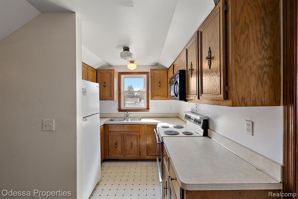 7525 22 MILE Road, Shelby Twp, MI 48317 — Photo 68