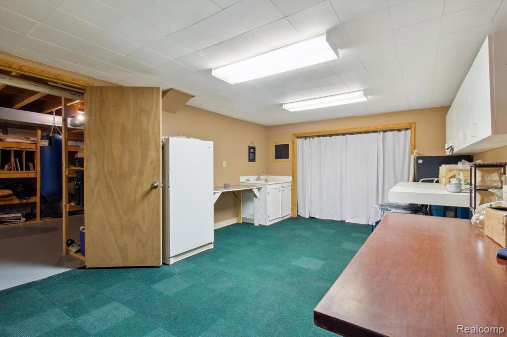 898 ROWLAND Road, Leonard, MI 48367 — Photo 39