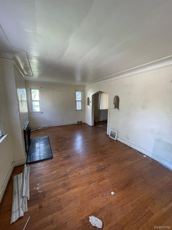 9215 BEDFORD Street, Detroit, MI 48224 — Photo 3