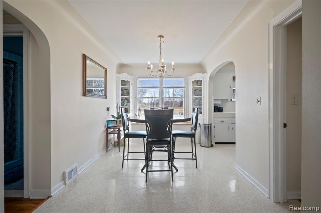 51150 NORTH Avenue, Macomb, MI 48042 — Photo 9