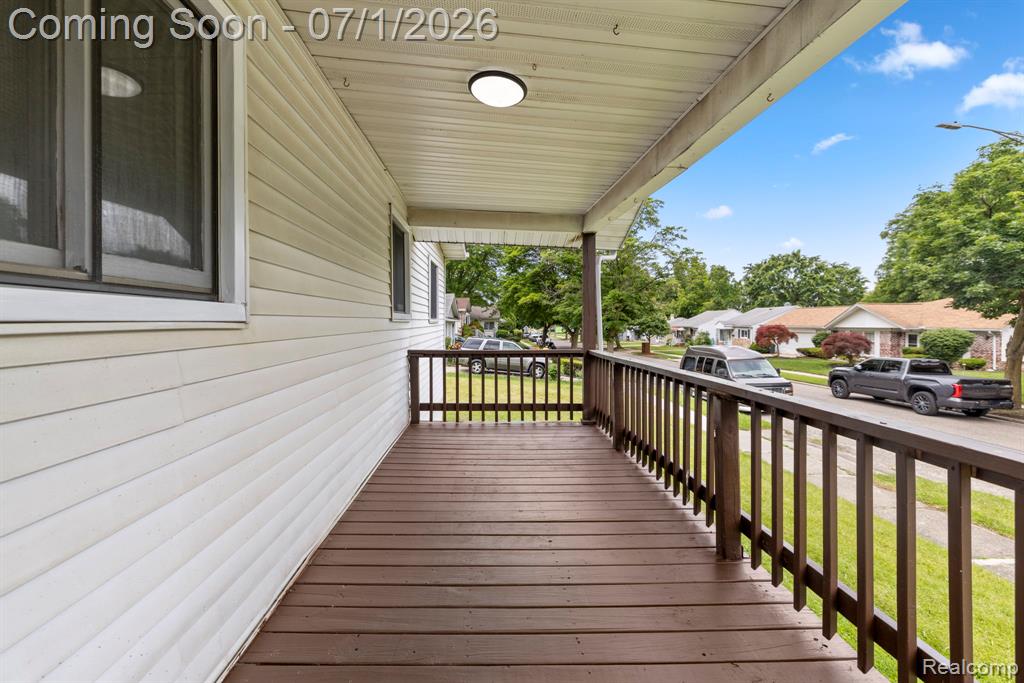 551 Nebraska Avenue, Pontiac, MI 48341 — Photo 5