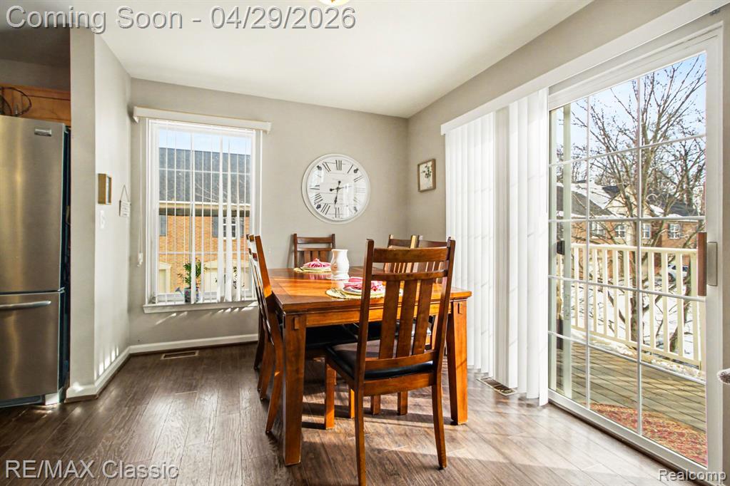 47616 Pembroke Drive, 97, Canton, MI 48188 — Photo 14