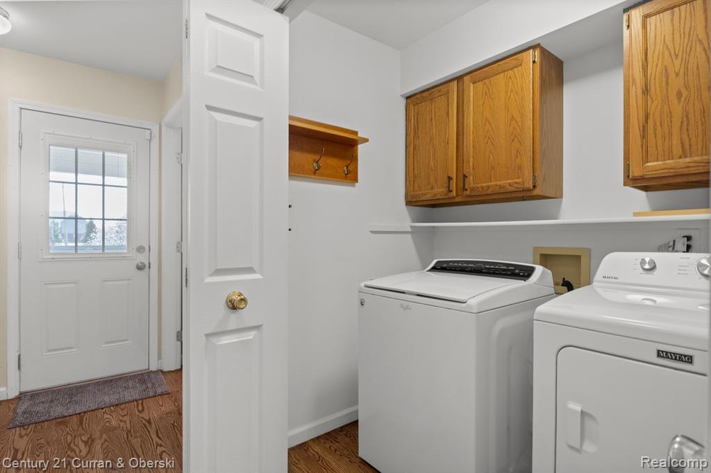 8821 NORTHAMPTON Drive, Plymouth, MI 48170 — Photo 26