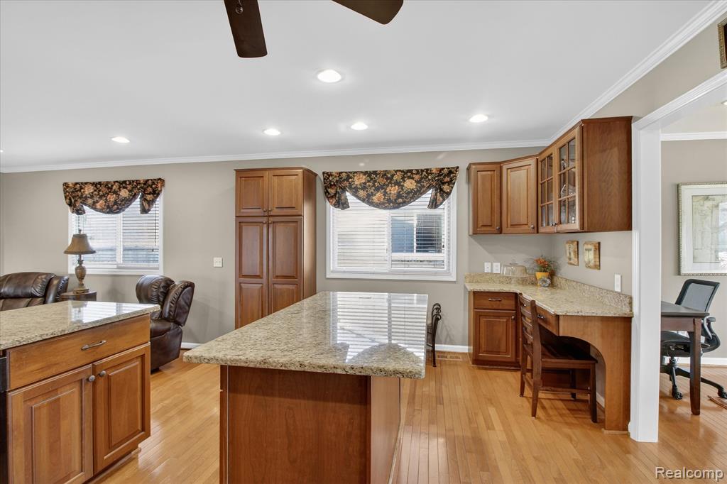 15715 Exeter Court, Fraser, MI 48026 — Photo 10