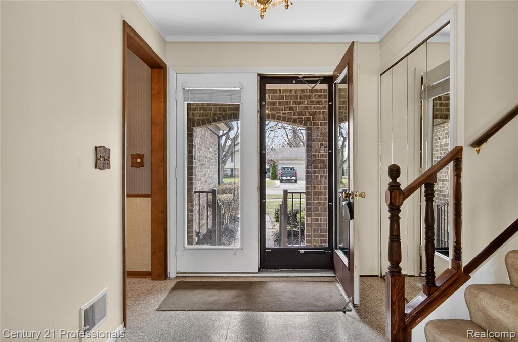 46300 Gainsborough Drive, Canton, MI, 48187