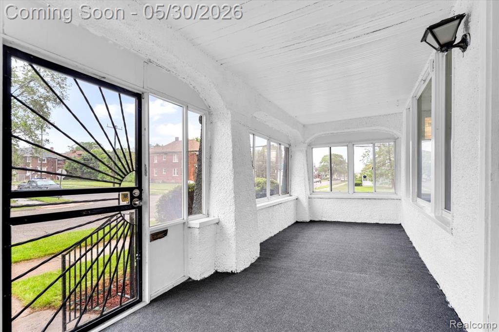 5203 Maplewood Street, Detroit, MI 48204 — Photo 9