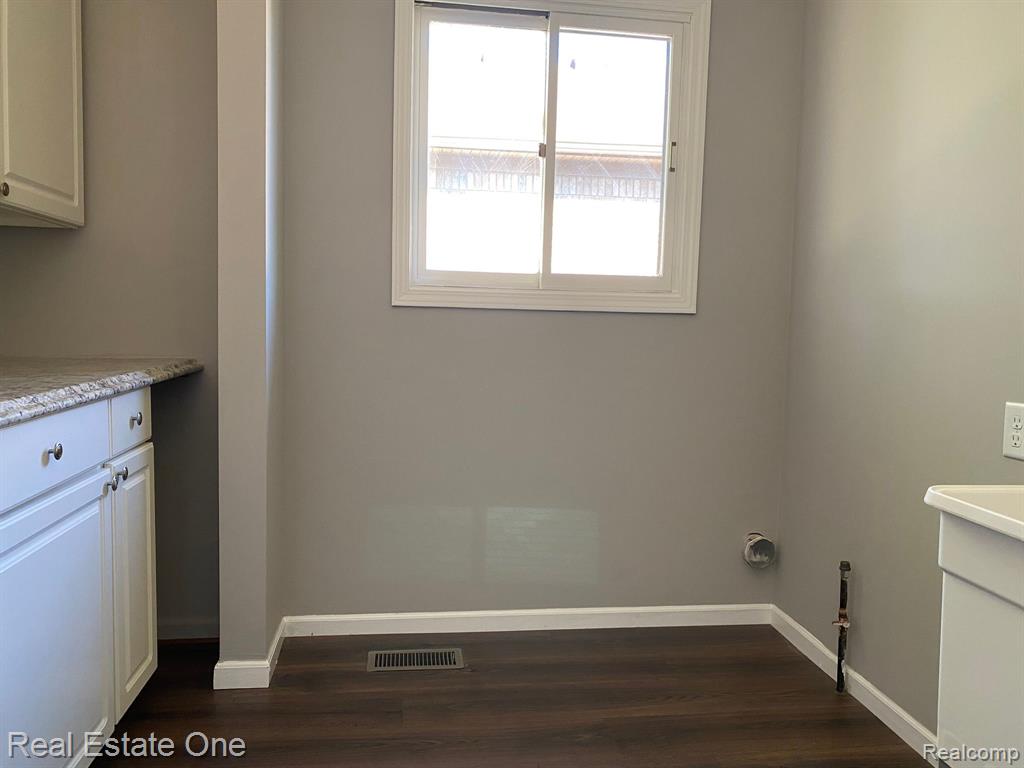46552 MORNINGSIDE Drive, Macomb, MI 48044 — Photo 6