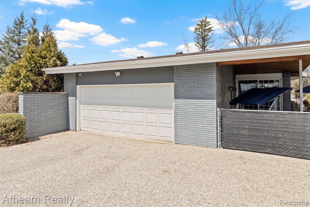 5200 N LUCE Road, Alma, MI 48801 — Photo 5
