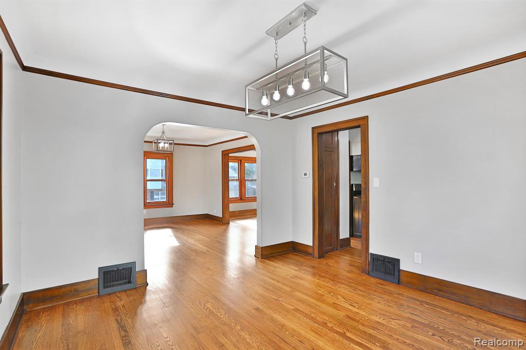 252 E ANN ARBOR Trail, Plymouth, MI 48170 — Photo 14