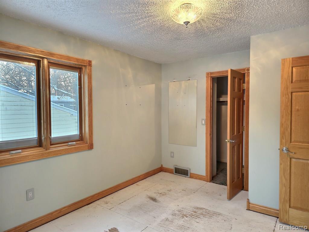 15122 Ripple Drive, Linden, MI 48451 — Photo 8