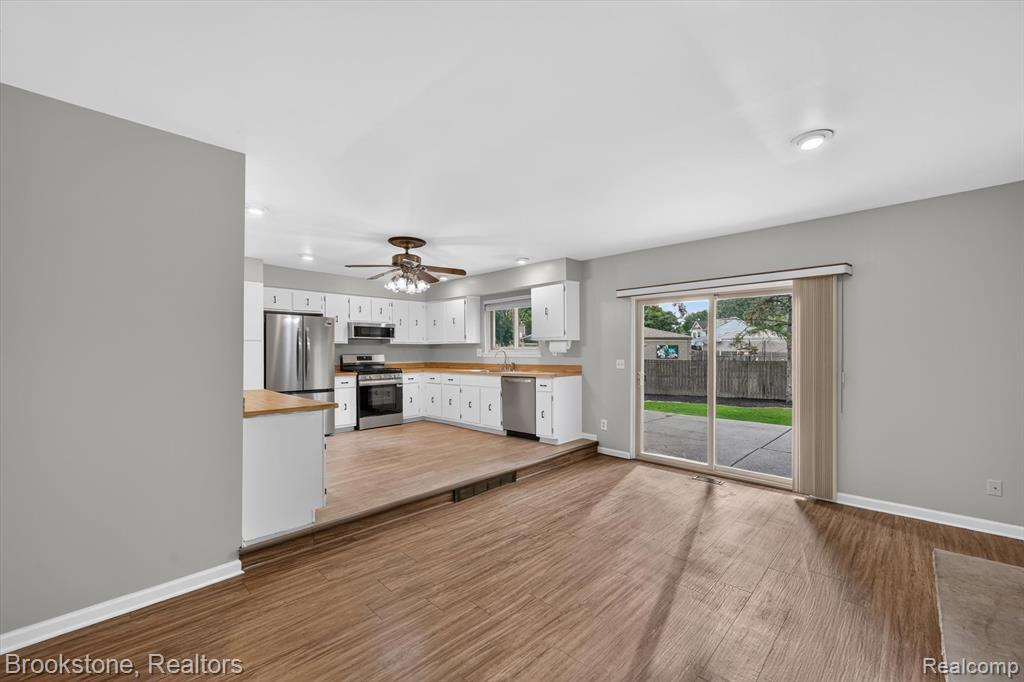 720 Comet Court, Canton, MI 48188 — Photo 18