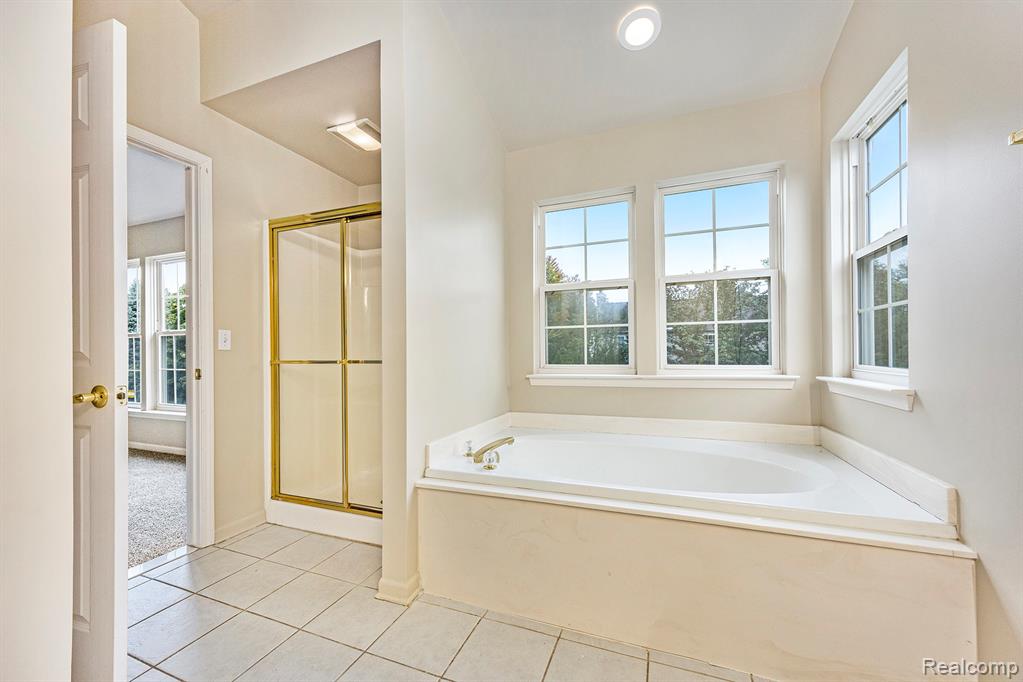 49620 Dunhill Drive, Macomb, MI 48044 — Photo 21