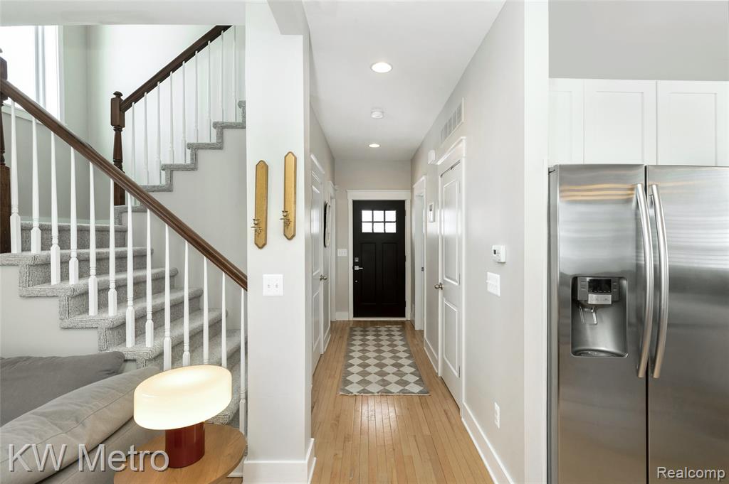 4095 Thomas Avenue, Berkley, MI 48072 — Photo 3