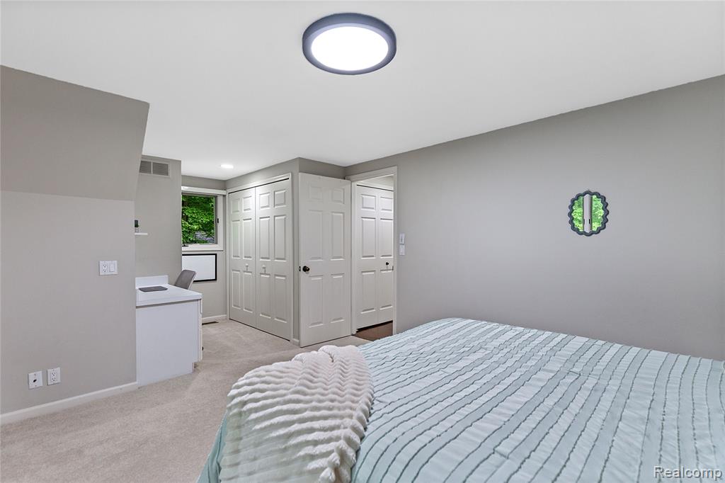 8268 Pine Lake Drive, Davisburg, MI 48350 — Photo 29