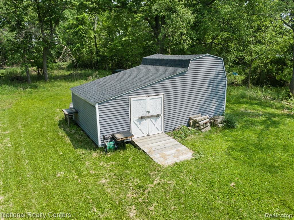 10040 Old Farm Trail, Davisburg, MI 48350 — Photo 29