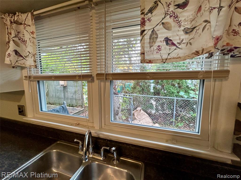 903 State Street, Brighton, MI 48116 — Photo 21