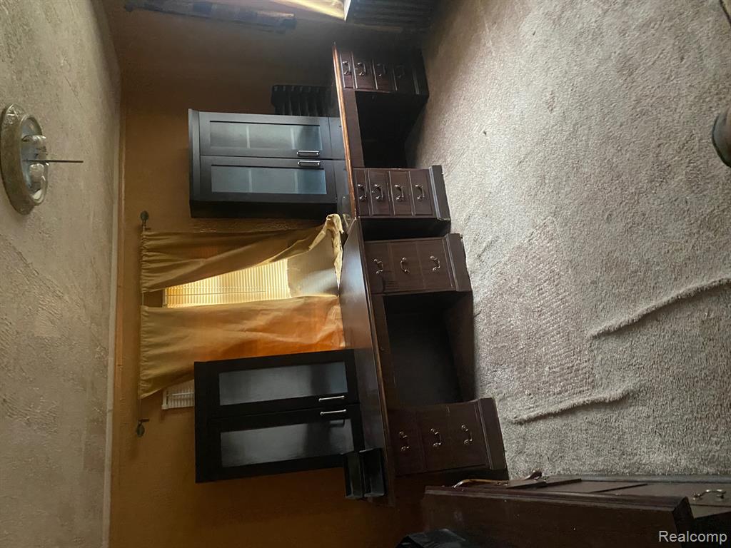 17515 PARKSIDE Street, Detroit, MI 48221 — Photo 9