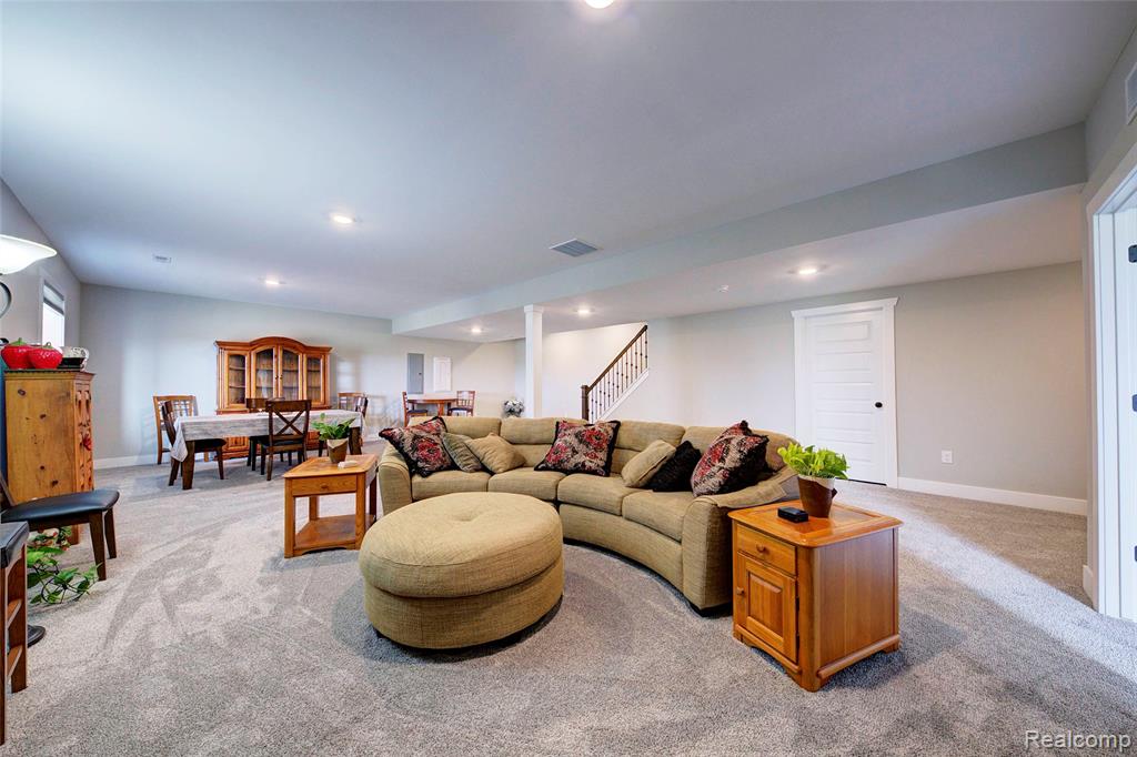 2138 Gambrel Lane, Howell, MI 48843 — Photo 24